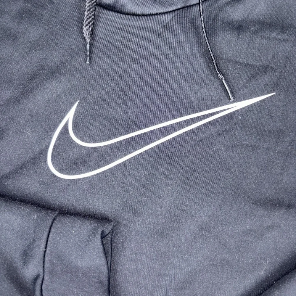 Nike Hoodie Mens Small Black Fleece Lined Pullover Gym Athletic Swoosh Logo EUC